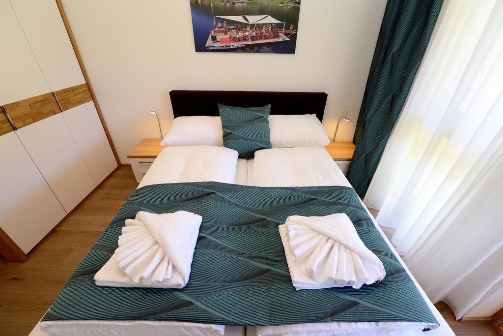 Premium Apartments Am 魏森湖 外观 照片